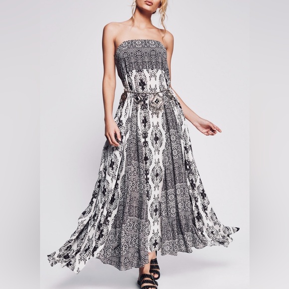 Free People Dresses & Skirts - Free People Boho Strapless Maxi Dress Black Ivory Print Size S